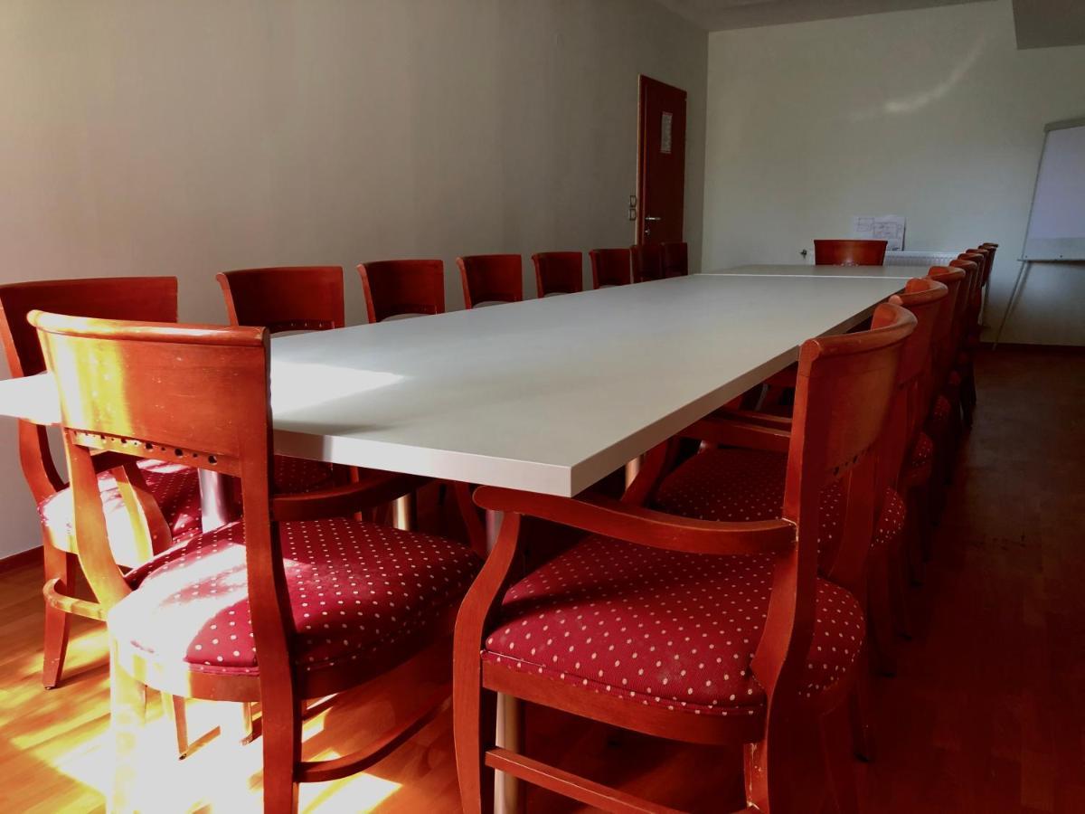 Hotel Medno Ngoại thất bức ảnh