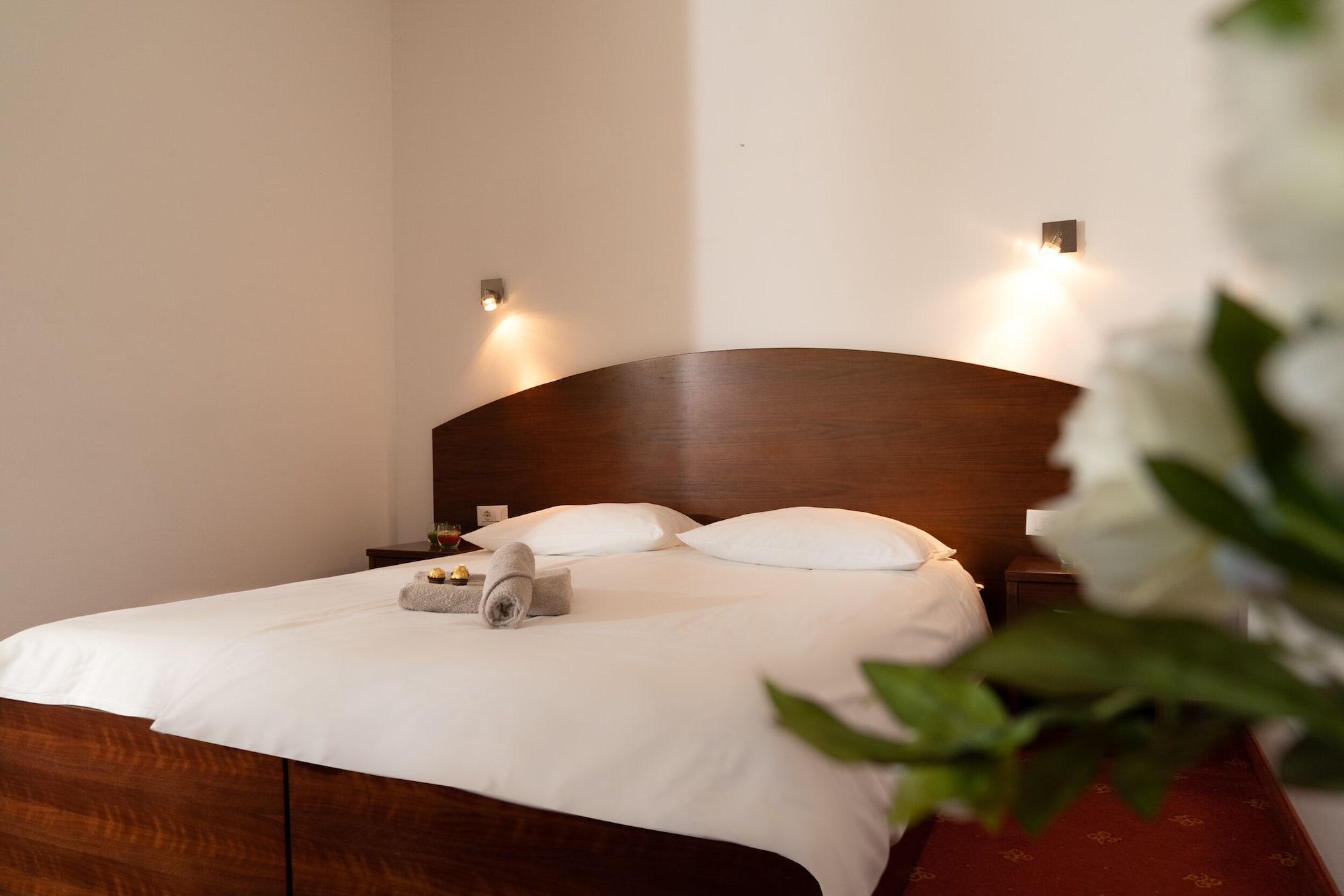Hotel Medno Ngoại thất bức ảnh