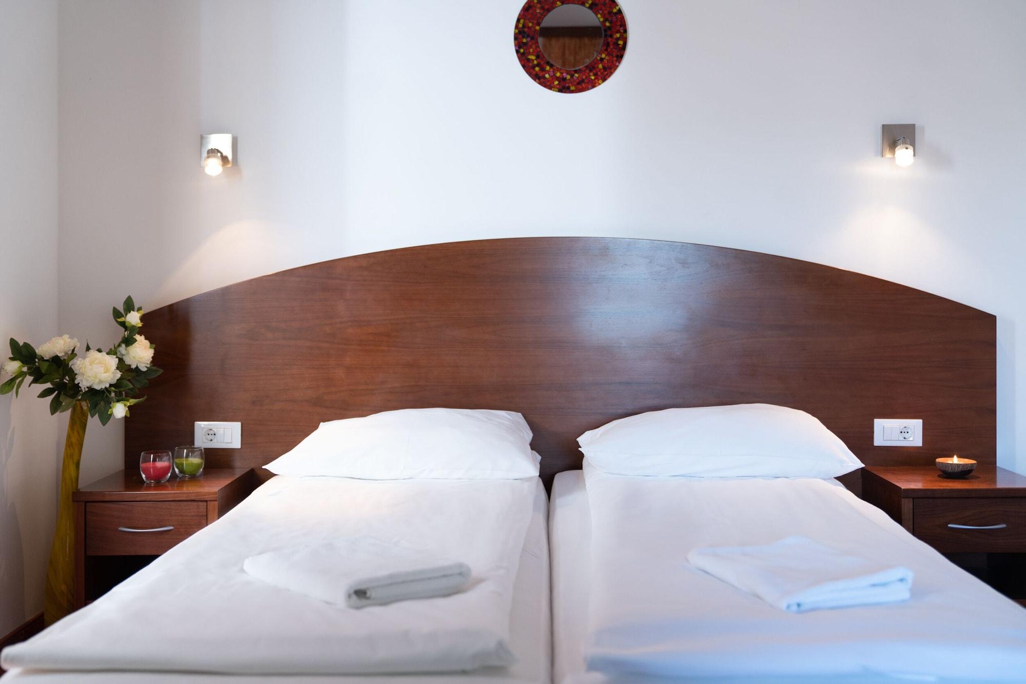 Hotel Medno Ngoại thất bức ảnh
