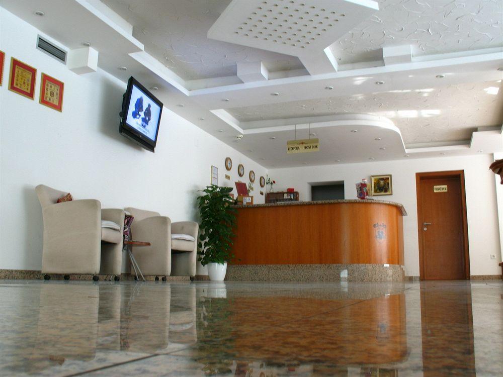 Hotel Medno Ngoại thất bức ảnh