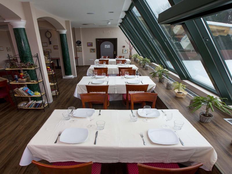 Hotel Medno Ngoại thất bức ảnh