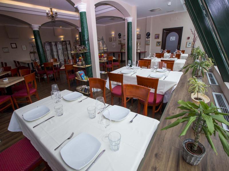 Hotel Medno Ngoại thất bức ảnh