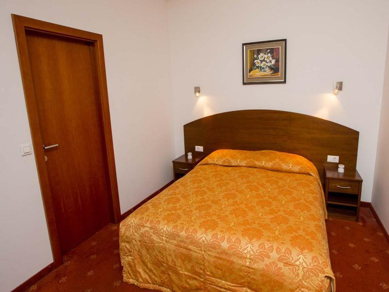 Hotel Medno Ngoại thất bức ảnh