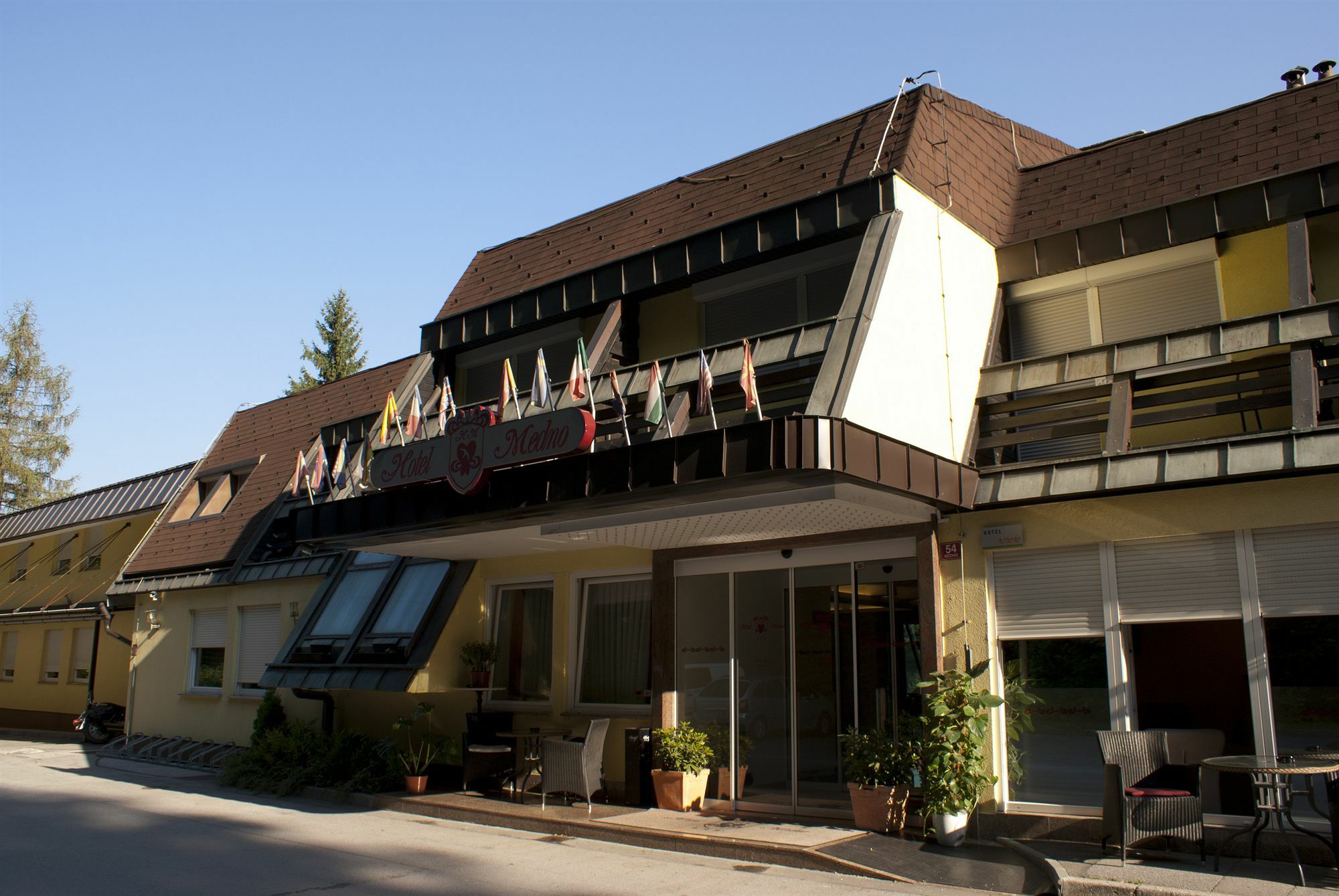 Hotel Medno Ngoại thất bức ảnh