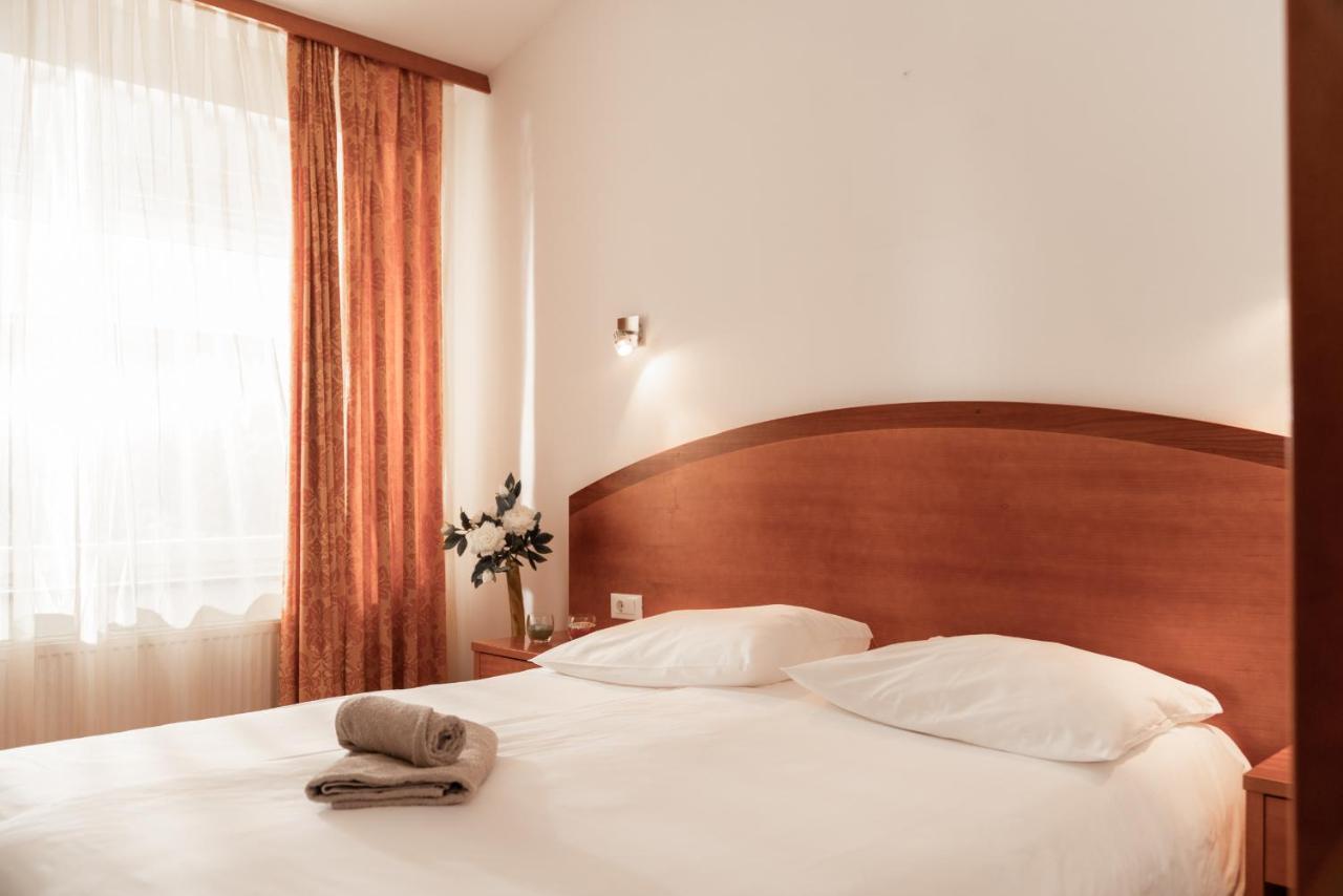 Hotel Medno Ngoại thất bức ảnh