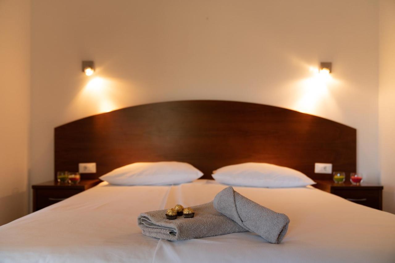 Hotel Medno Ngoại thất bức ảnh